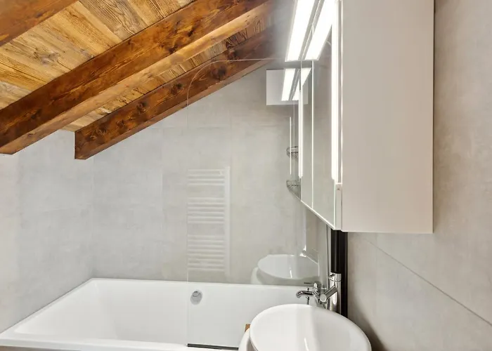 Reine By Mrs Miggins